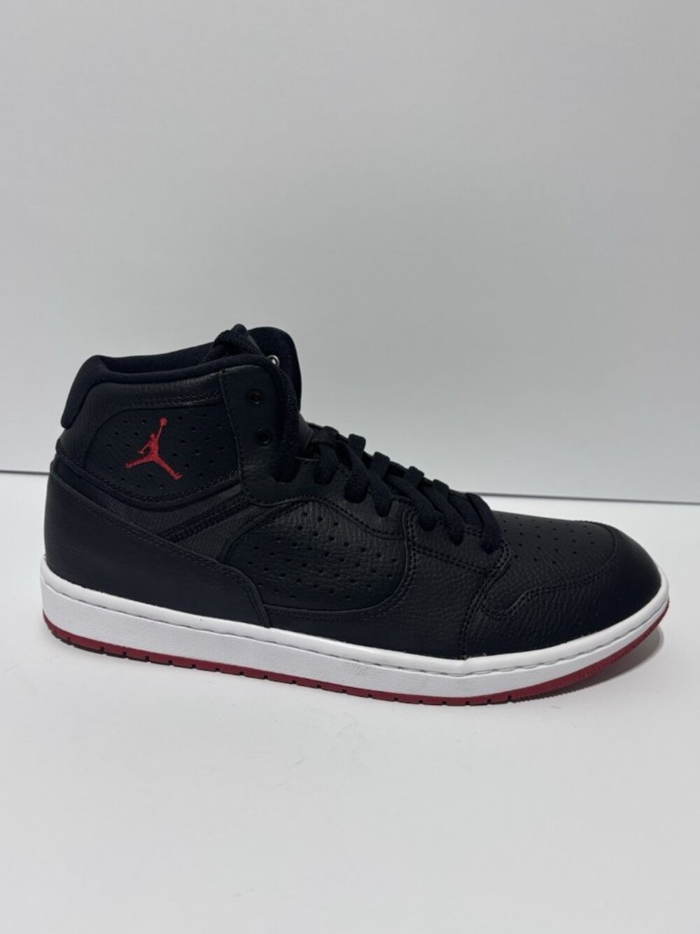 Nike Men’s Air Jordan Access Black/Red Basketball Shoes, Size 11 M